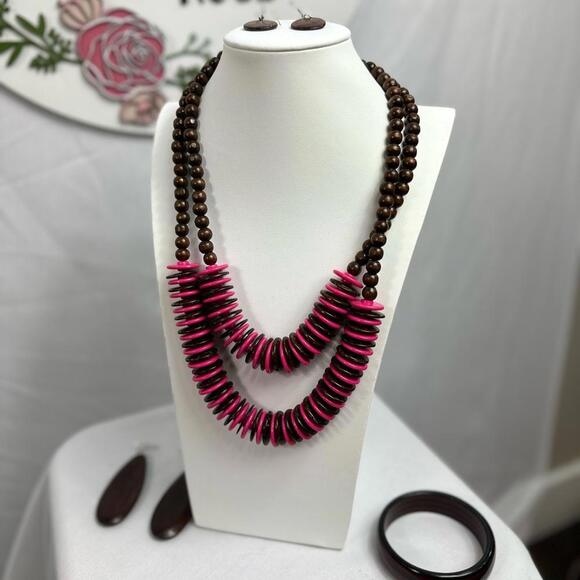 Beautiful‎ Jewelry Lot - Picture 1 of 6